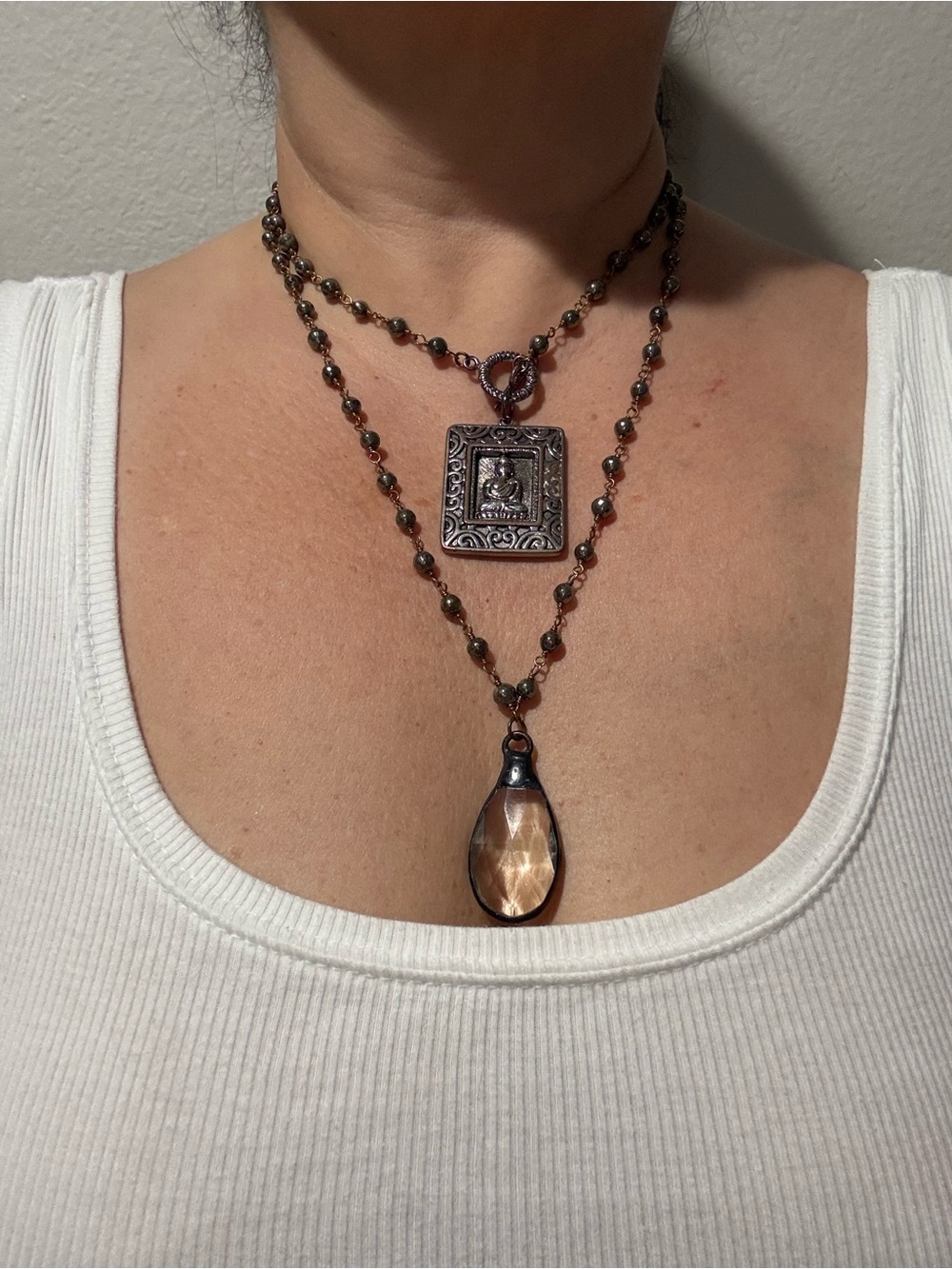 Layered Brown Bead Pendant Necklace with Clear Teardrop & Budha pendant set - Picture 2 of 6